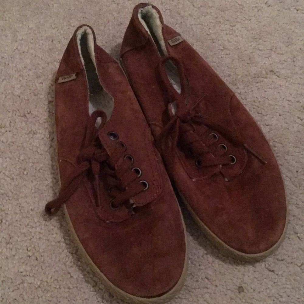 Suede vans with fur inside
